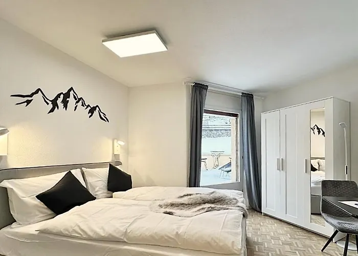 Kleines Juwel, Zentral, Mit Garage Und Pool - Cb102