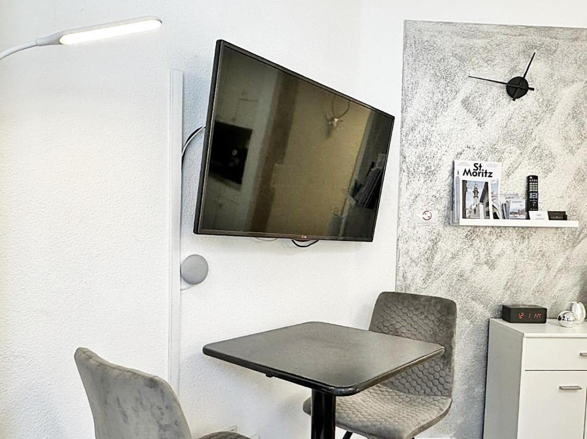 Kleines Juwel, Zentral, Mit Garage Und Pool - Cb102 Apartment